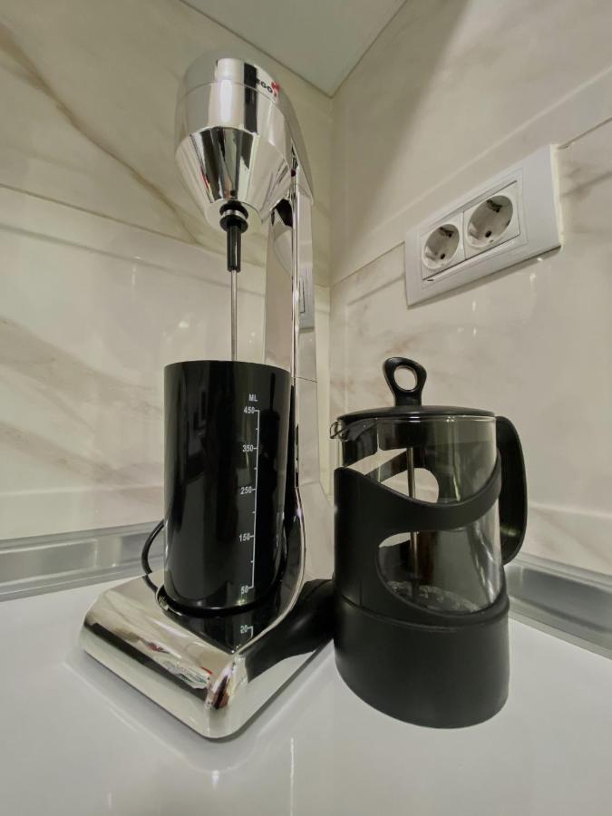 Stylish Apartment, Skopje Centre - Private Parking - Panoramic Views 외부 사진