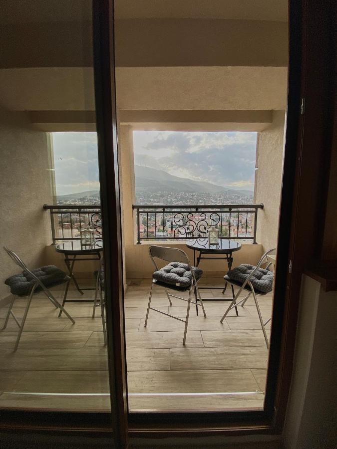 Stylish Apartment, Skopje Centre - Private Parking - Panoramic Views 외부 사진